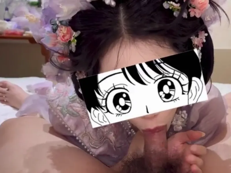 Gái xinh trong bộ đồ trân châu mút chim cực đã